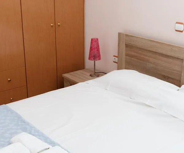 Galaxy Apart Otel 3*