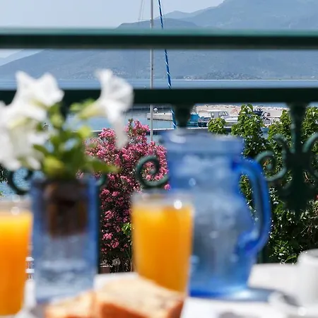 Galaxy 3* Parálion Ástros