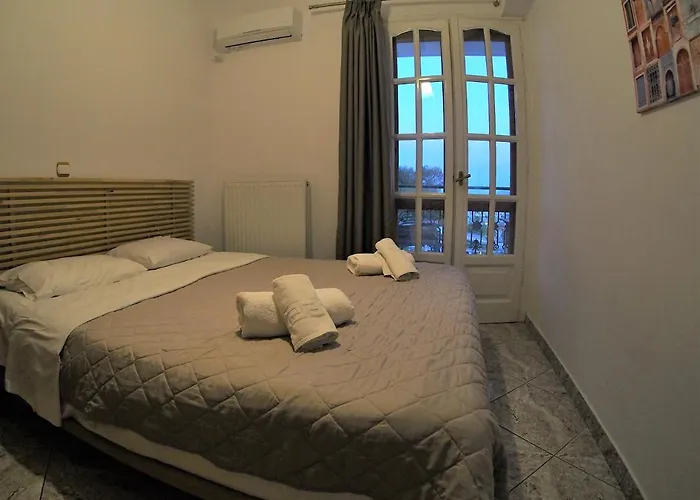 Galaxy 3* Parálion Ástros