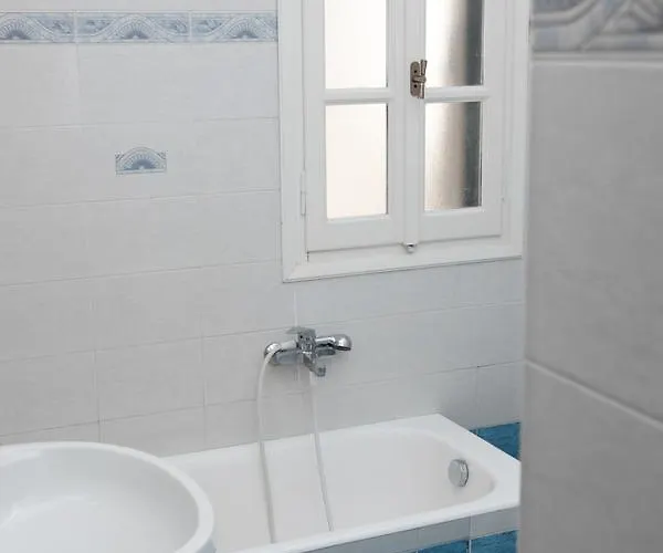 Galaxy מלון דירות